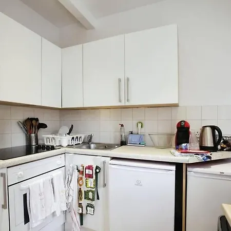 Charming West London Studio Your Urban Oasis Exterior photo