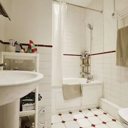 Charming West London Studio Your Urban Oasis Exterior photo